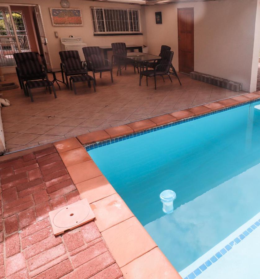 Menlyn Maine: The Exquisite Lunette Pretoria Exterior photo