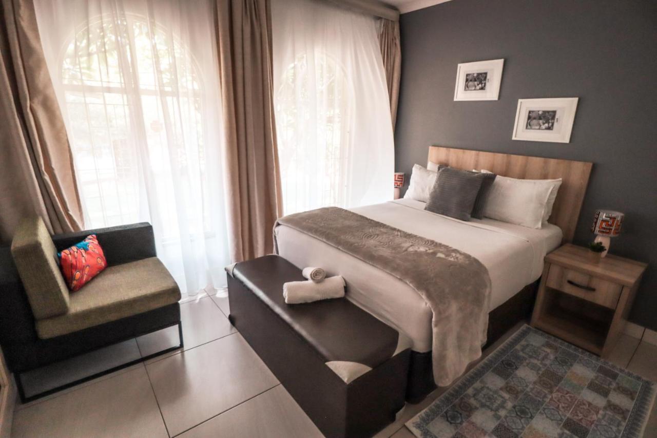 Menlyn Maine: The Exquisite Lunette Pretoria Exterior photo